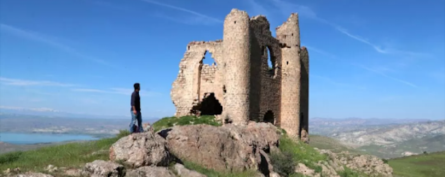 Mor Ahron Manastırı