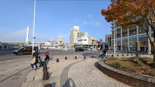 青森站前公園