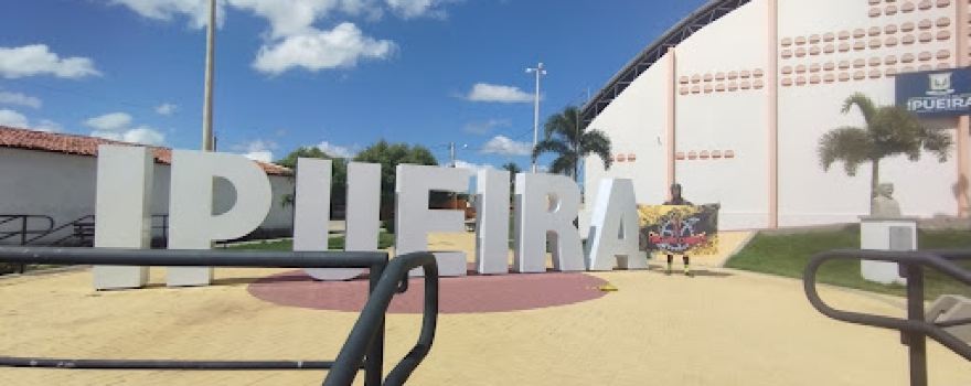 Praça Sebastião Francisco Neto