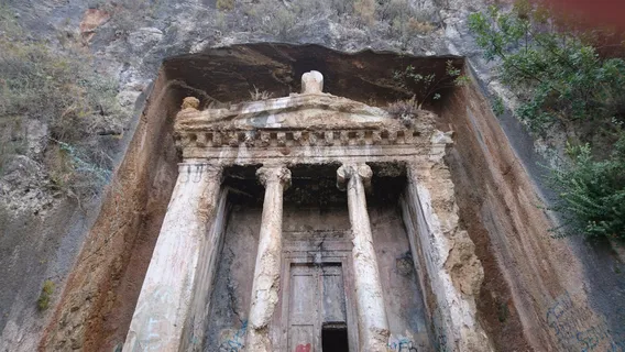 Tombe nel roccia di Telmessos