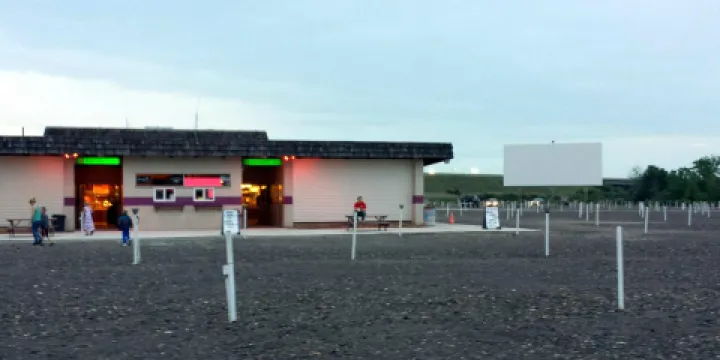 Aut-O-Rama Twin Drive-In
