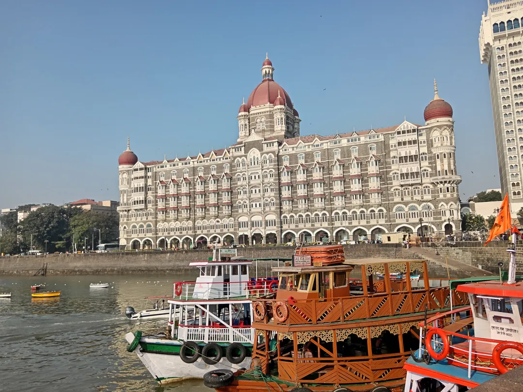 3_Colaba