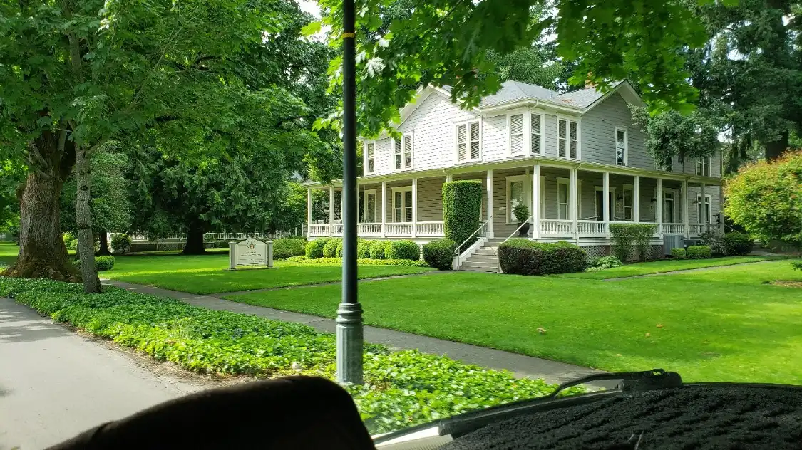 Hotel in zona Officers' Row