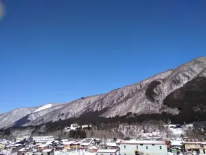 Michi-no-Eki Hidahakusan