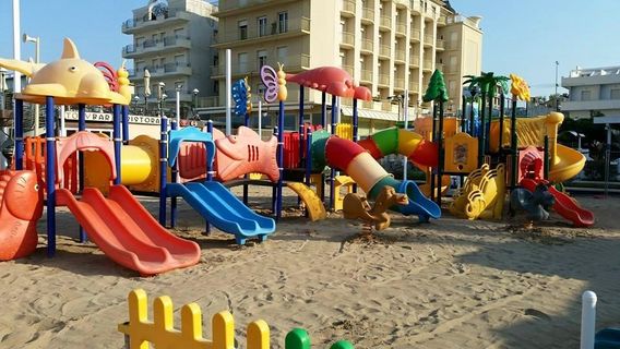 The Beach Malu '90-93