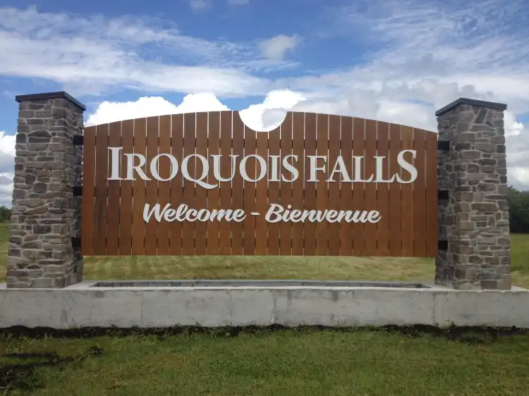 Hotels in Iroquois Falls