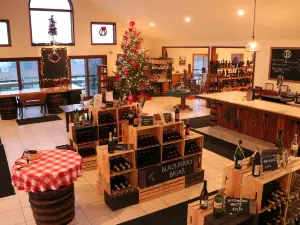 Buttonwood Grove Winery