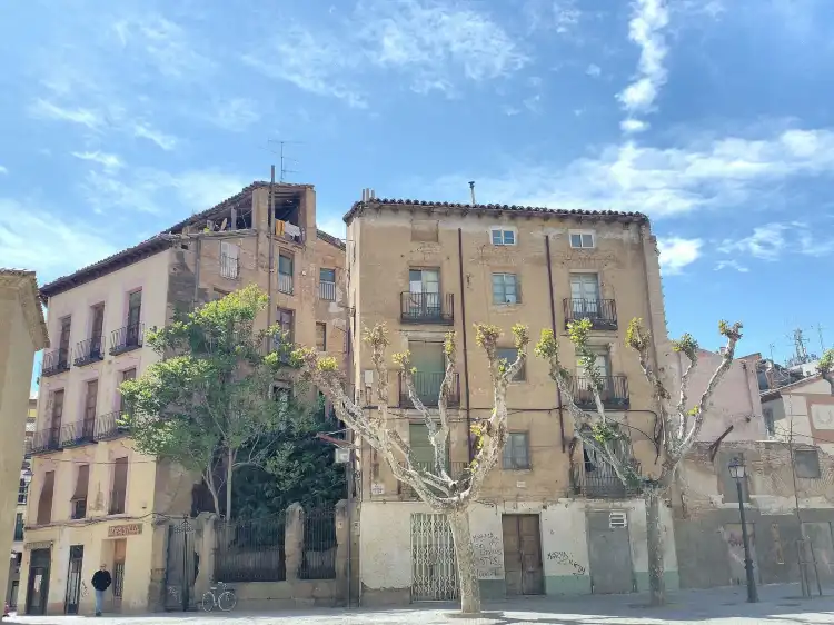 Hotels near Palacio Municipal de Huesca