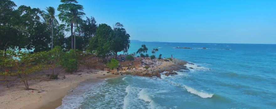 Pantai Tanjung Kerasak Bangka Selatan