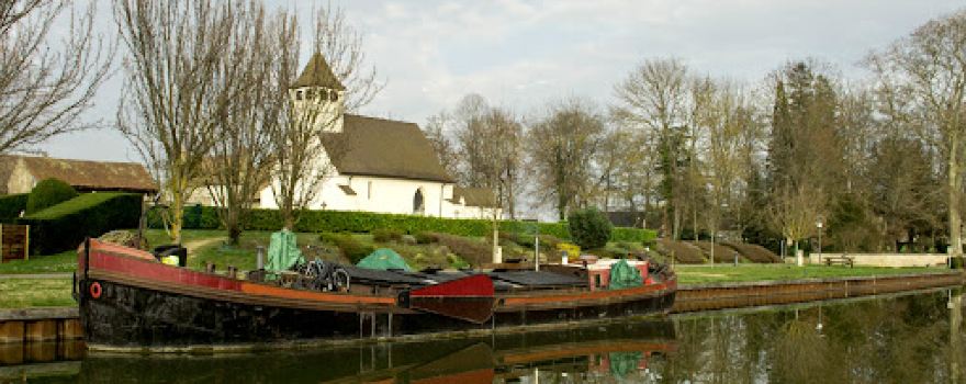 Eglise et Cimetière de Fragnes