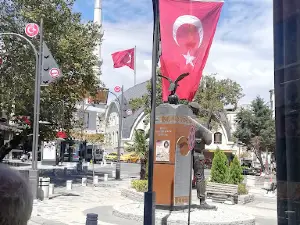 Adnan Menderes Parkı