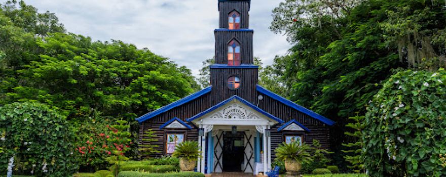 THE MIRACULOUS CHAPEL