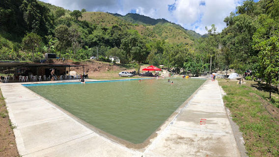 BALNEARIO LA ESMERALDA