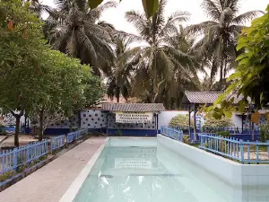 Kolam Renang Tirta Nada