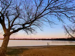 Cottonwood Lake Park