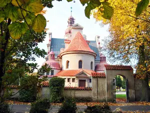 Kościół Rzymskokatolicki Sanktuarium Matki Bożej Uzdrowienia Chorych