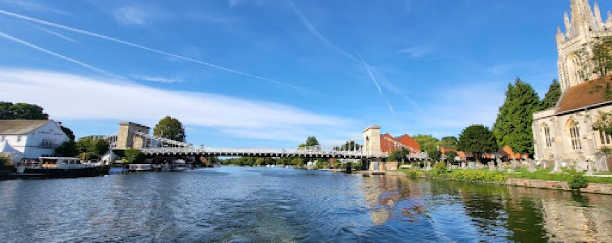 Higginson Park and Court Garden Leisure Complex