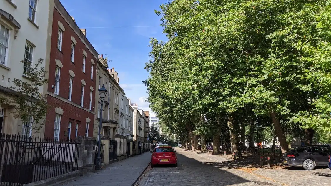 Hotels near Queen Square Ave