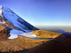 타라나키 산