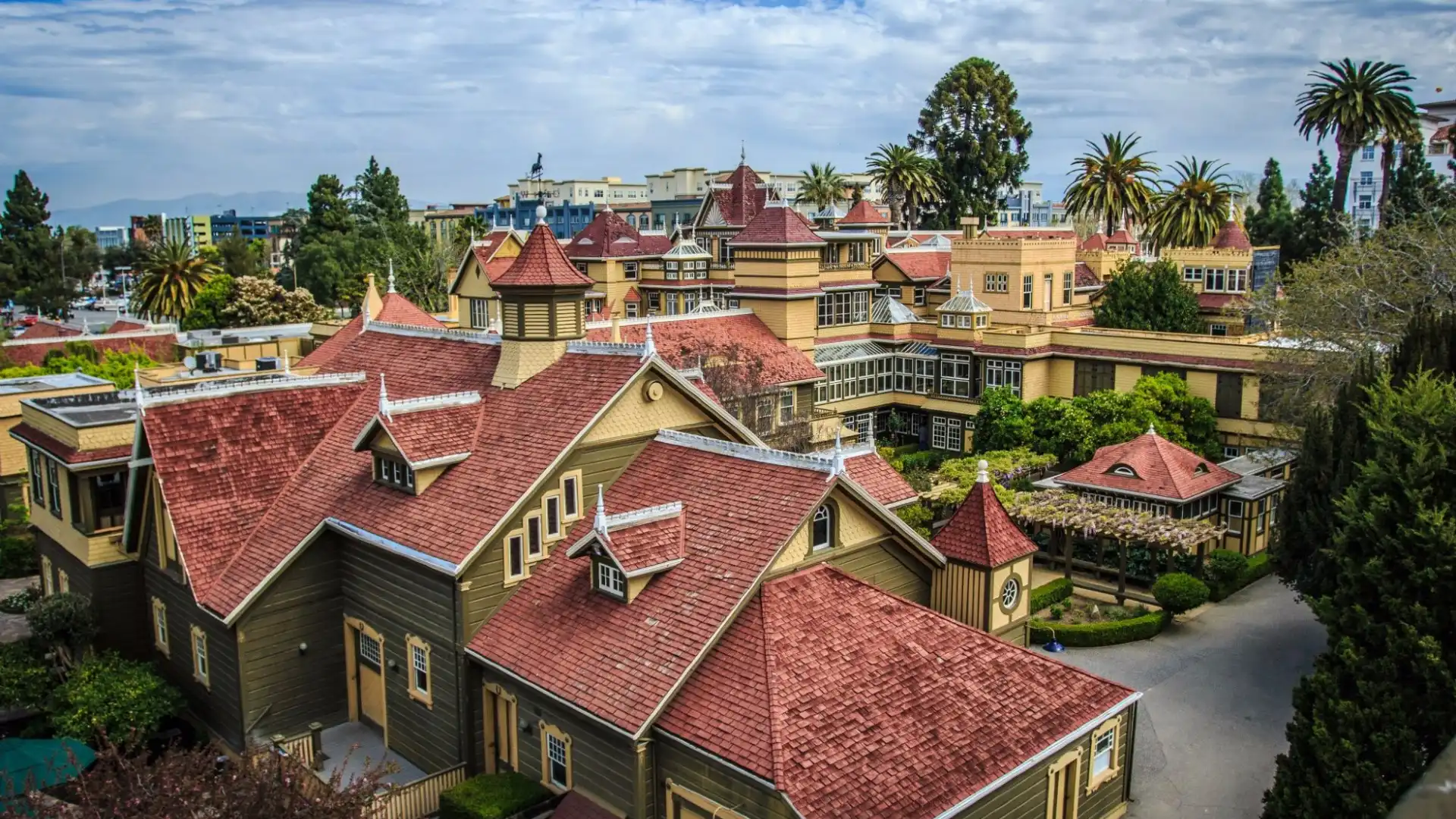 Ξενοδοχεία κοντά στο αξιοθέατο Winchester Mystery House