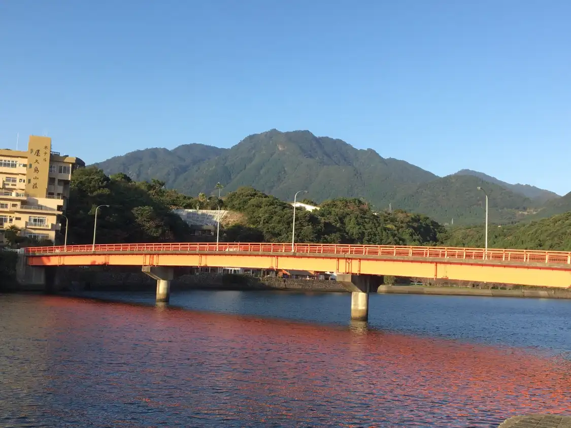 Hotels near Ambo-gawa Bridge