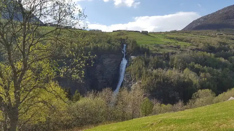 Hôtels à : Bondhus