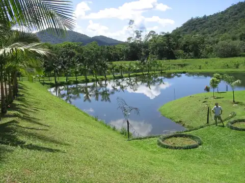 Hotel berhampiran Estrada Bonita