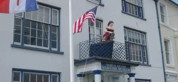 Hotels in Appledore