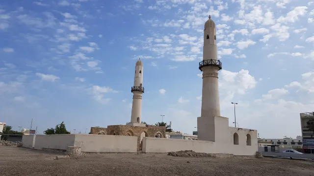 Al Khamis Mosque