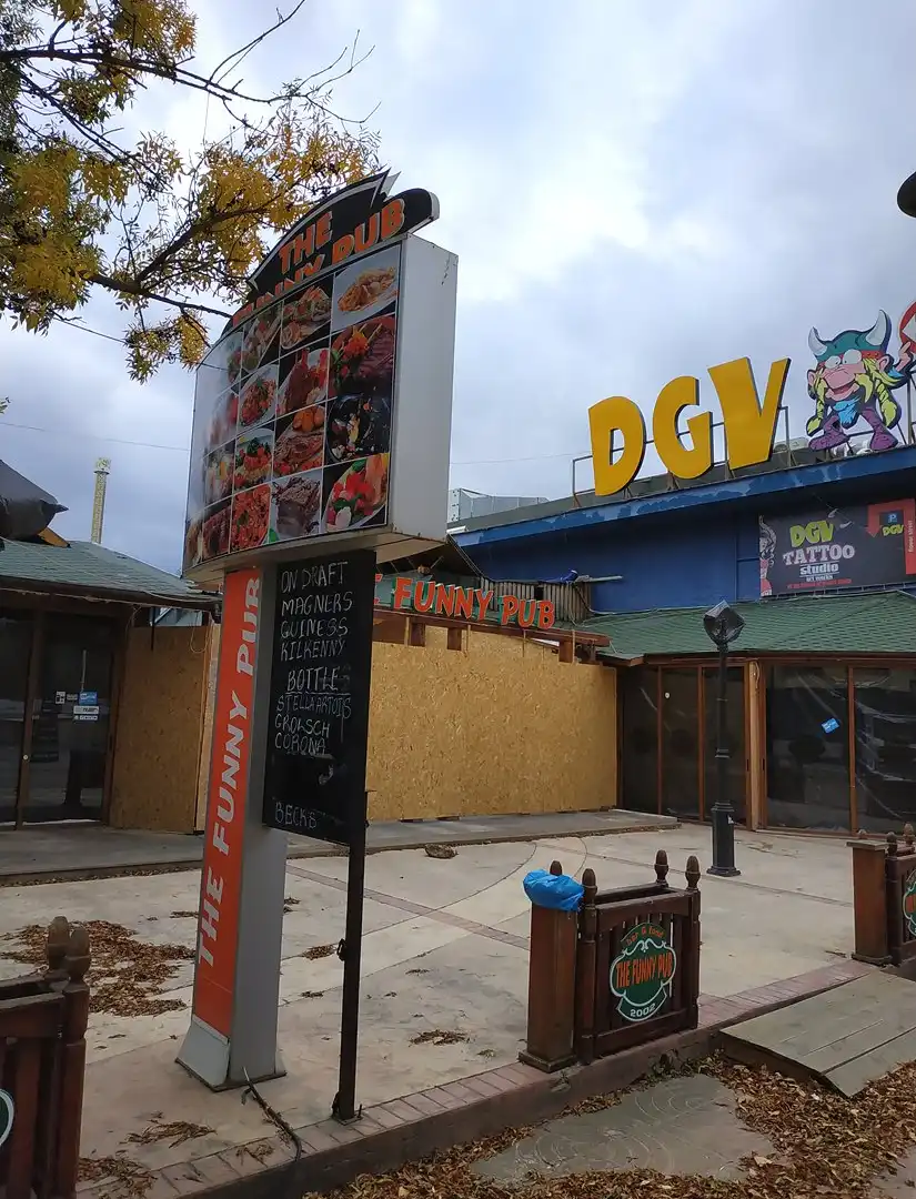 Den Glade Viking附近的飯店