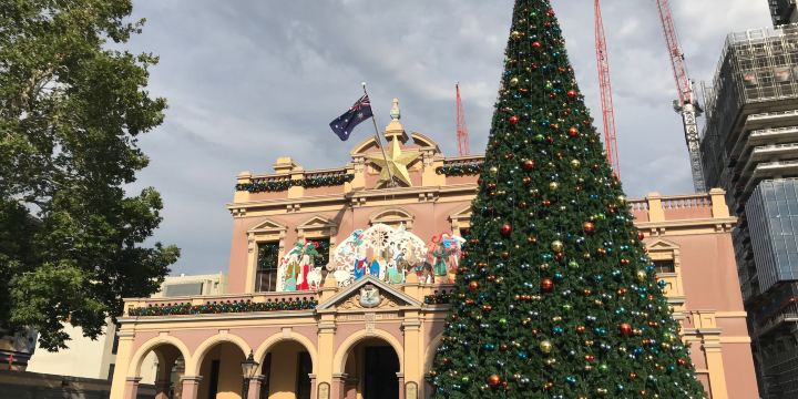 Parramatta Town Hall