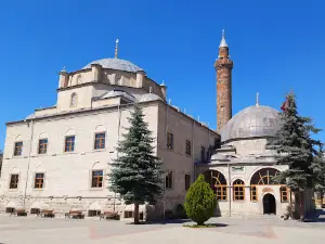Hasan Harakani Tomb