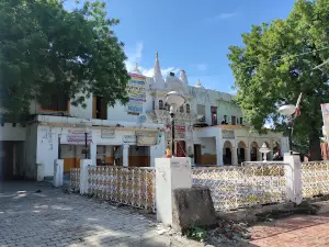 Shri Thadeshwary Maharaj Mandir