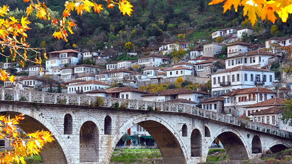 Free Walking Tour Berat