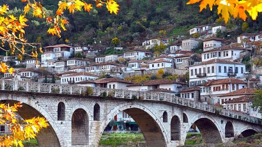 Free Walking Tour Berat