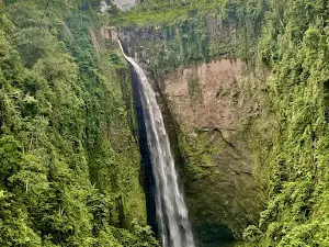 Air Terjun Kabut Pelangi