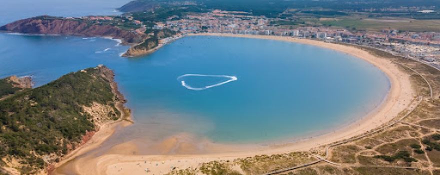 Praia de São Martinho do Porto