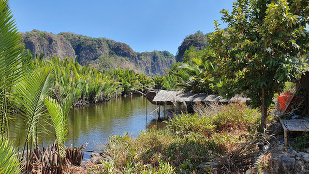 Dermaga Dua Rammang Rammang