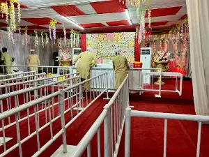 Shri Paramhans Dayal Ji Maharaj Samadhi Temple ,teri