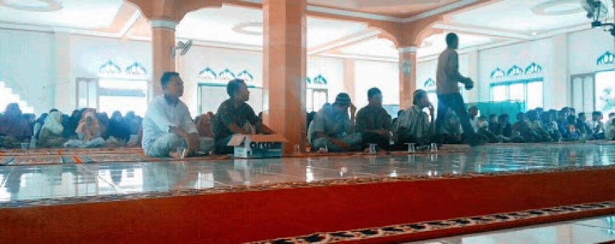 Masjid Raya BABUSSALAM Sawah Torok