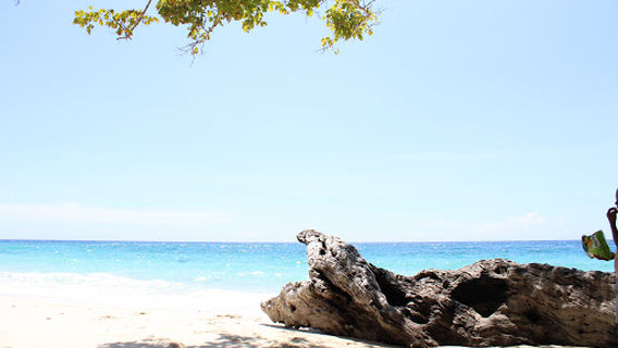 Pantai Patawana