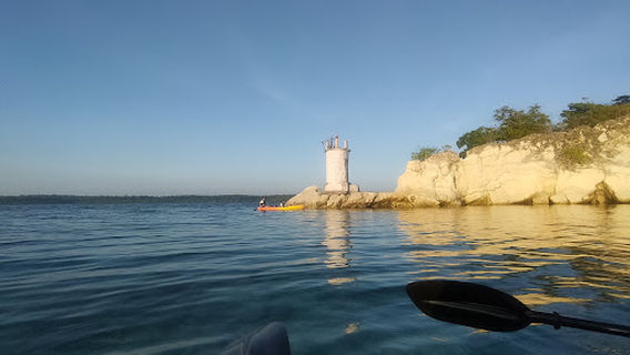 Aqua Knight Kayaking