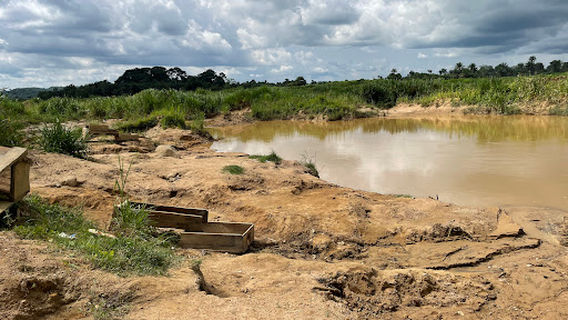 Artisanal Diamond Mine