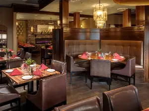 Carvers Steakhouse