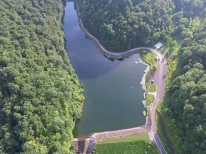 Rockhouse Lake Park