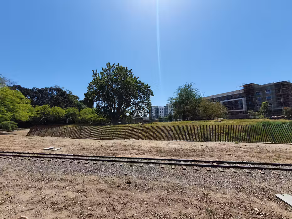 Vuelos ${{cityDName}} Riverside