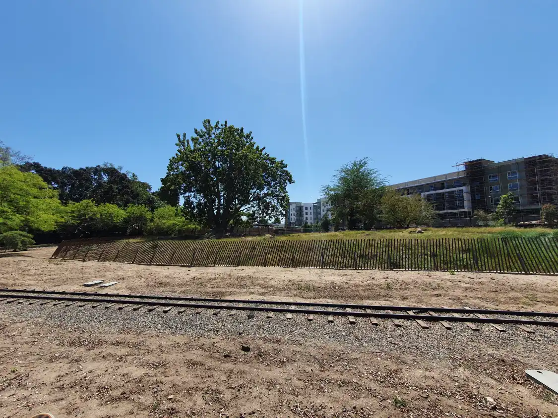 Hotels near Santa Ana Zoo