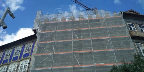 Torre de Alfandega - Aqui Nasceu Portugal