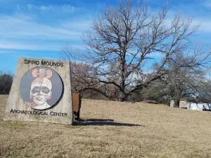 Spiro Mounds Archaeological Center