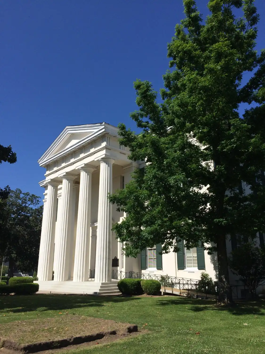 Hotels near Jackson City Hall